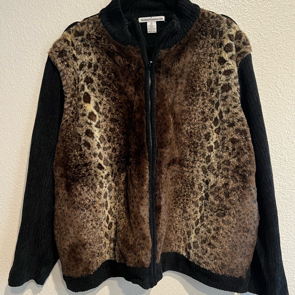 Vintage leopard print faux fur sweater